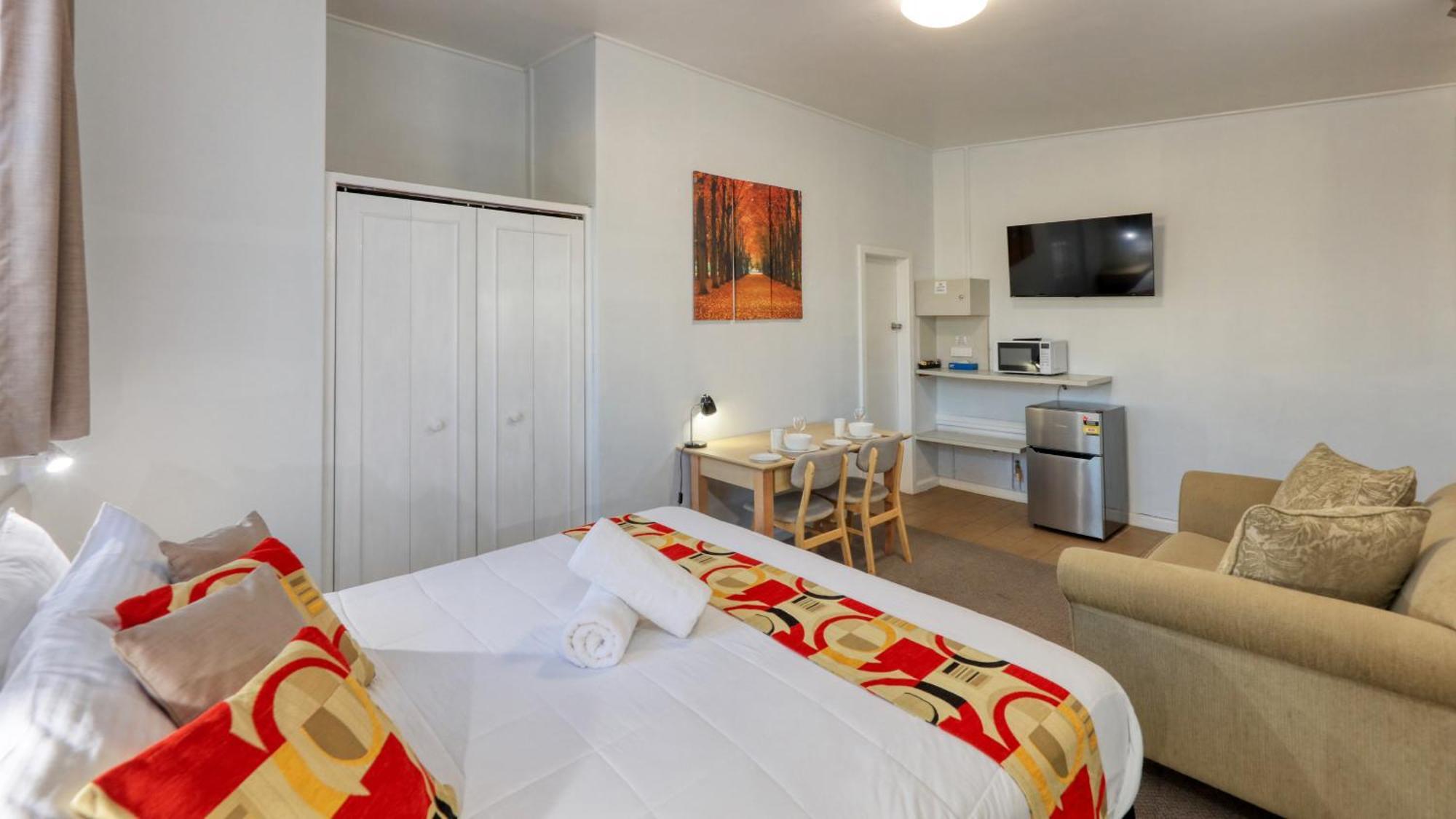 גלן אינס Cbd Gi Motel מראה חיצוני תמונה